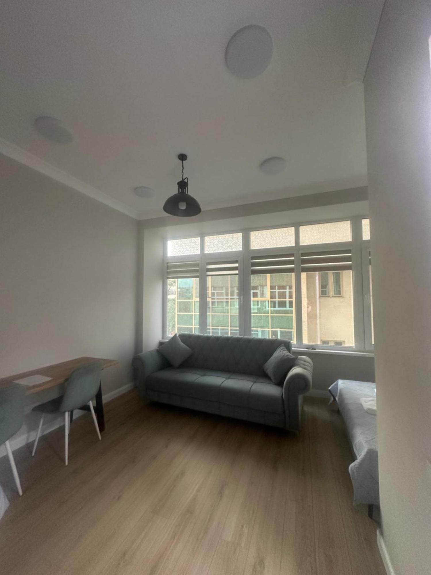 Comfortable Apartment In Central Of Almaty Exterior photo